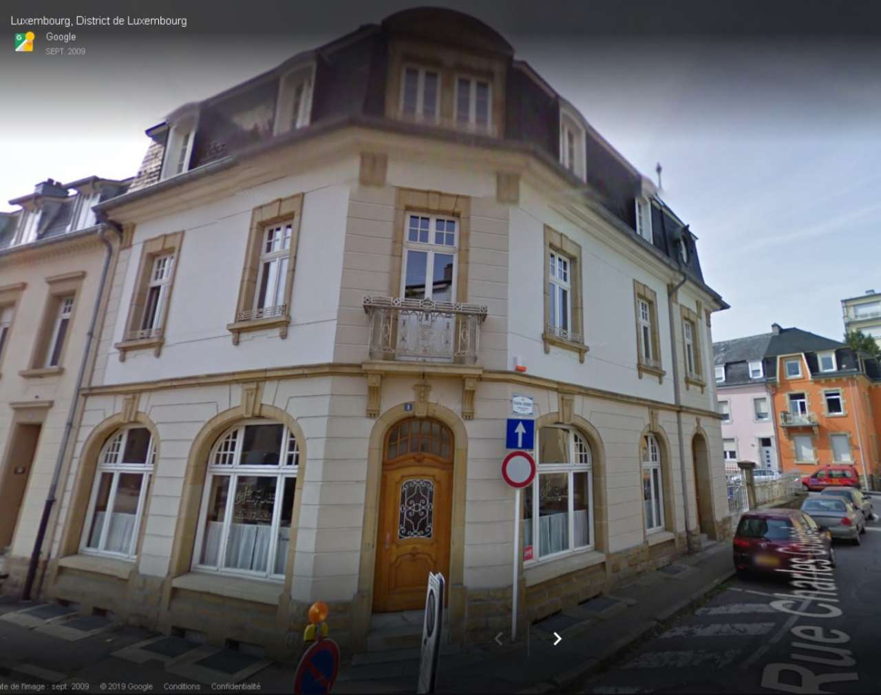 cafe_de_la_place.jpg